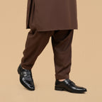 Royal Classic with monk Black-001