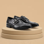 Royal Classic with monk Black-001