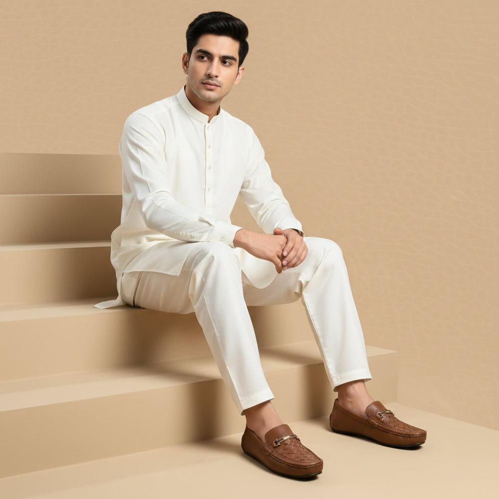 Leather paroi with buckle tan-1162