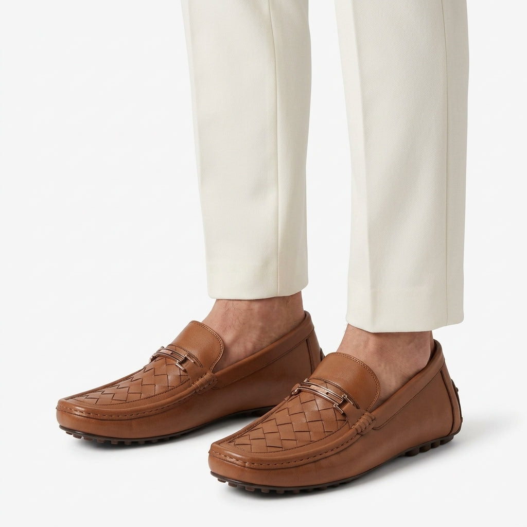 Leather paroi with buckle tan-1162