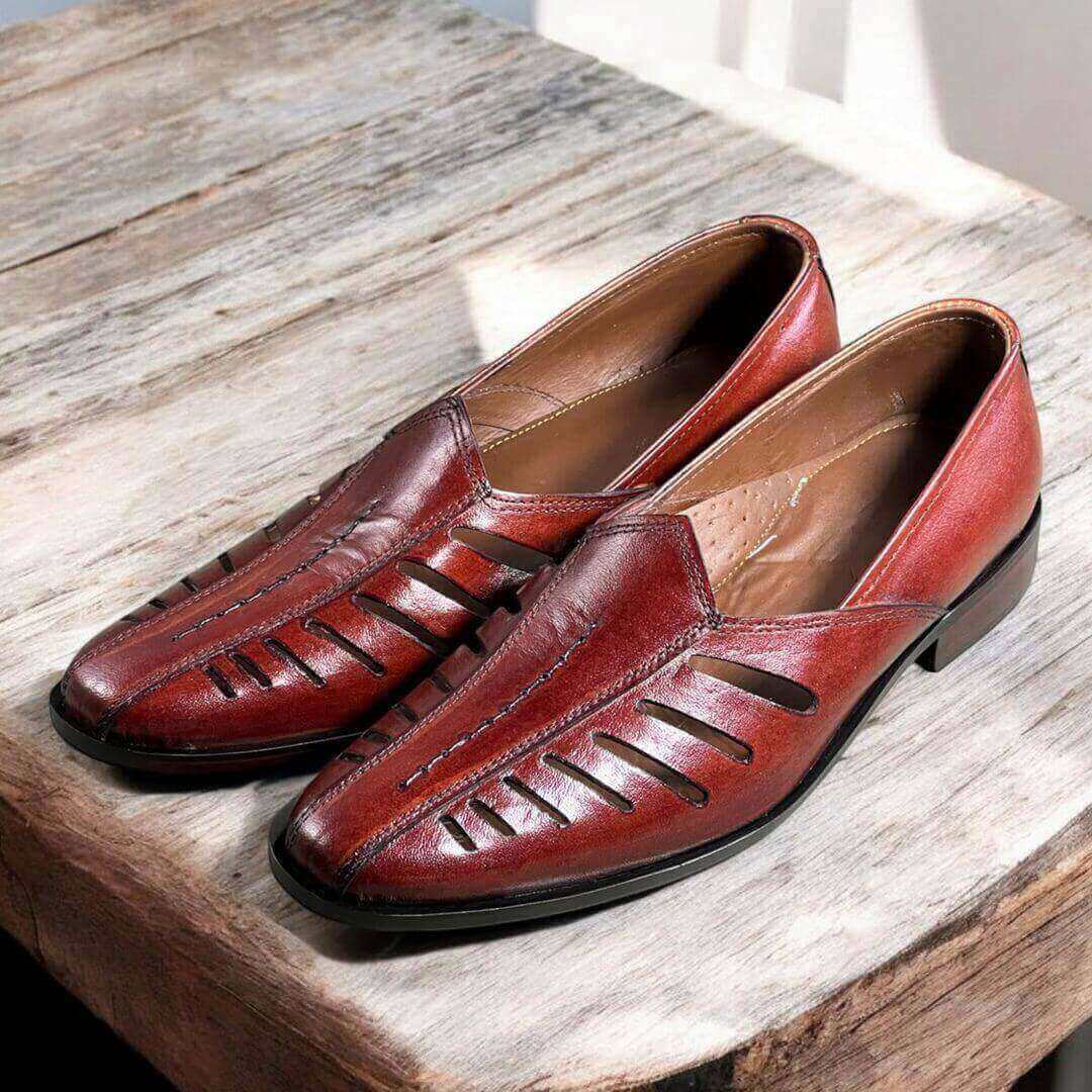 Nagra Cut mrd 1001 by Coarix Leather – a mustard-colored handcrafted leather