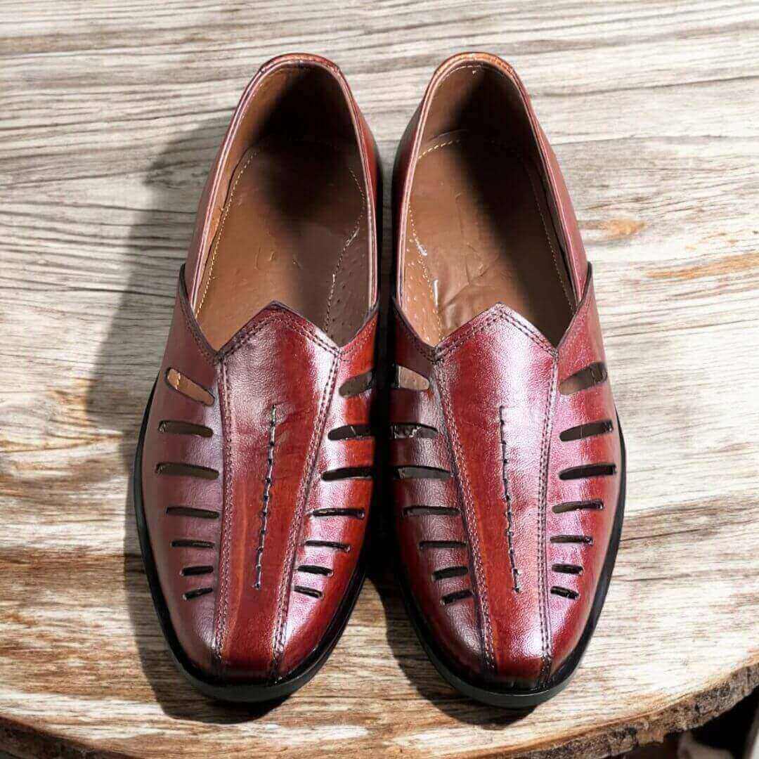 Nagra Cut mrd 1001 by Coarix Leather –  hand-stitched detailing, Italian wax finish