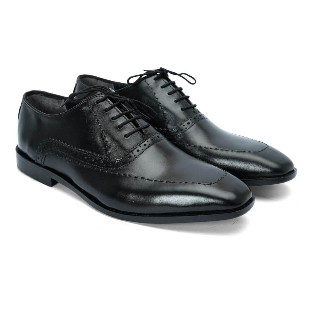 Ravishing with laces black-015 - Premium black leather lace-up shoes